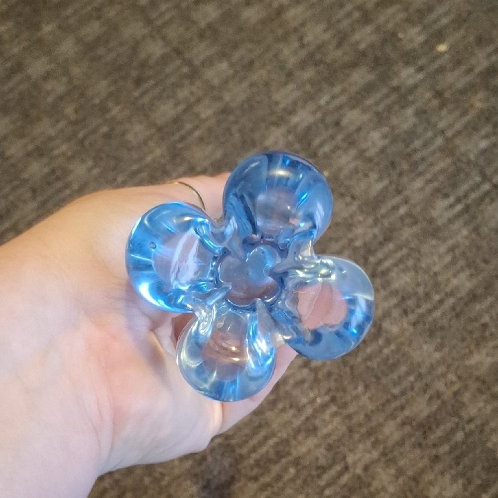 Glass Vase - Picture 3 of 6
